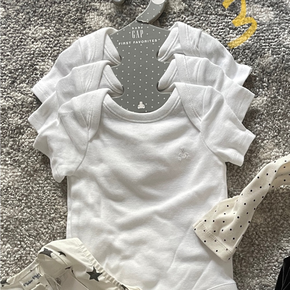 (2) Burt’s Bees onesies 0-3 month long sleeve white organic + (3) short Gap